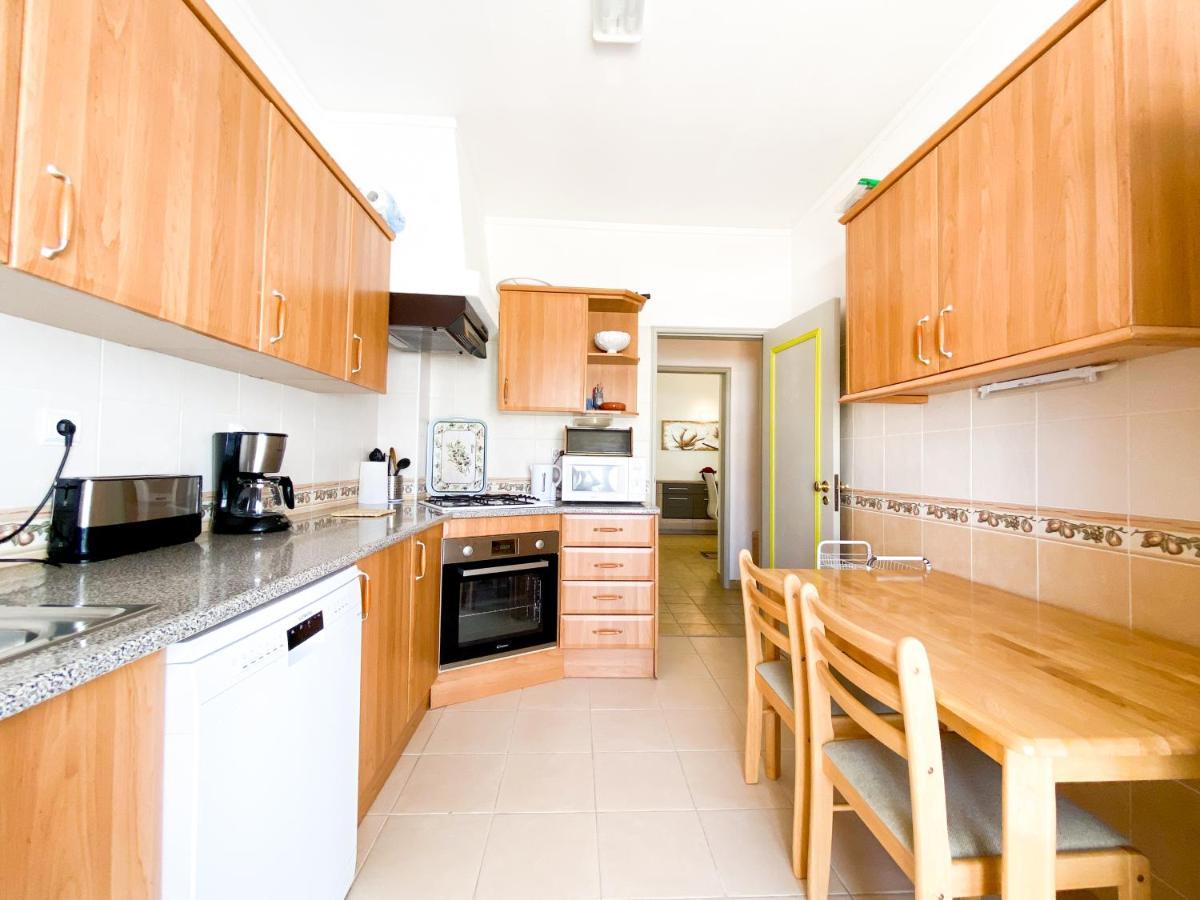 Charmoso Apartamento Em Zona Calma Com Piscina #1879 라고스 외부 사진